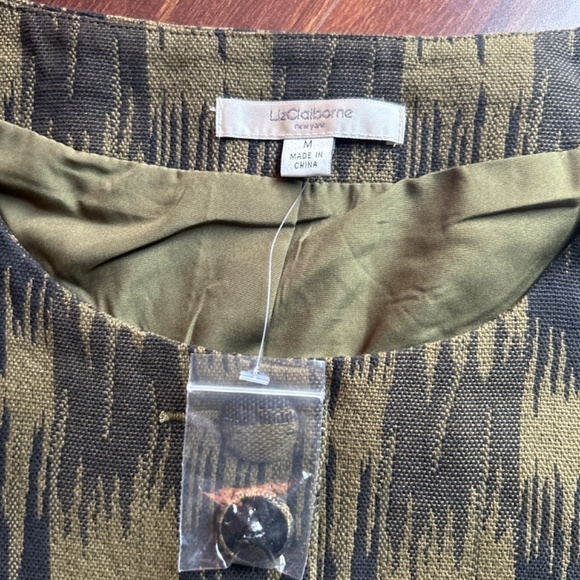 LIZ CLAIBORNE Blazer Size Medium - Picture 2 of 8